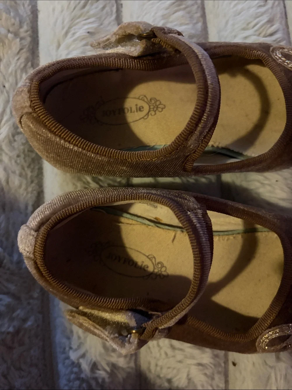 Joyfolie Girls Brown Velour Mary Jane Shoes with Glitter Bow - 8